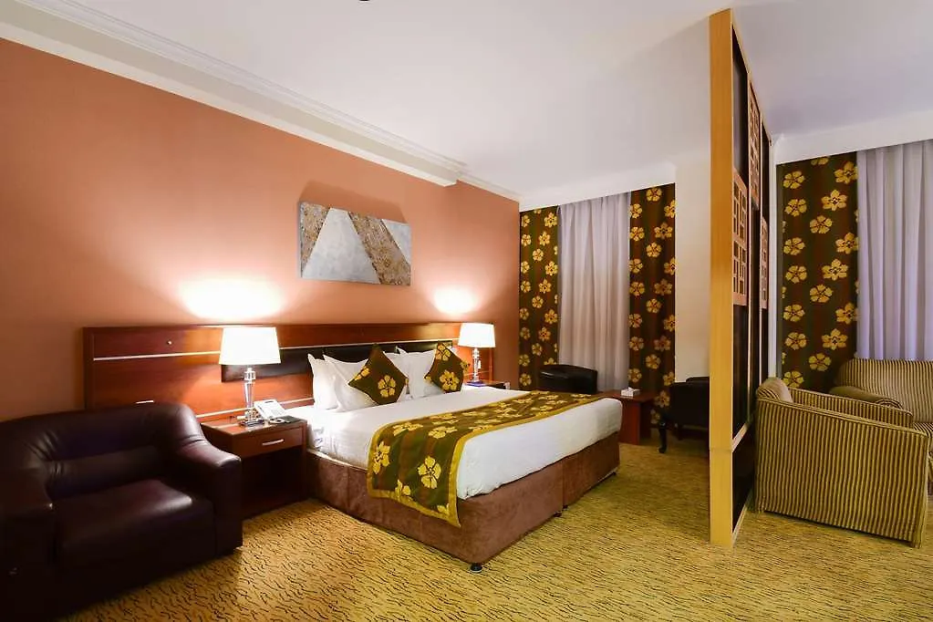 Golden Tulip Al Ansar Hotel Medina 3*,